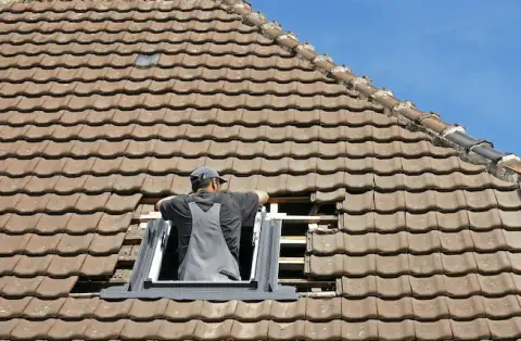 Pose de velux - Saint-Paterne-Racan